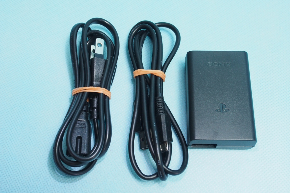 PlayStation Vita Wi-Fiモデル グレイシャー・ホワイト PCH-2000ZA22、その他画像３