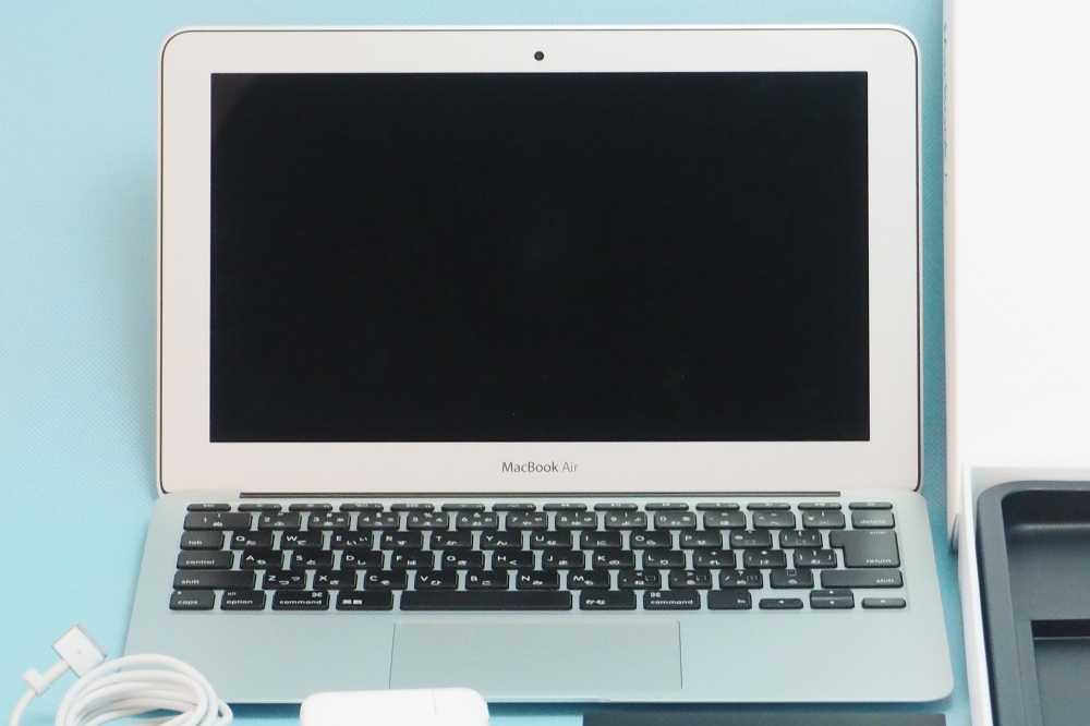 Apple/MacBook Air/MD711J/B/11.5inch/1.4GHz Core i5/4GB/SSD 128GB/Graphics 5000/Early 2014/充放電233回、その他画像１