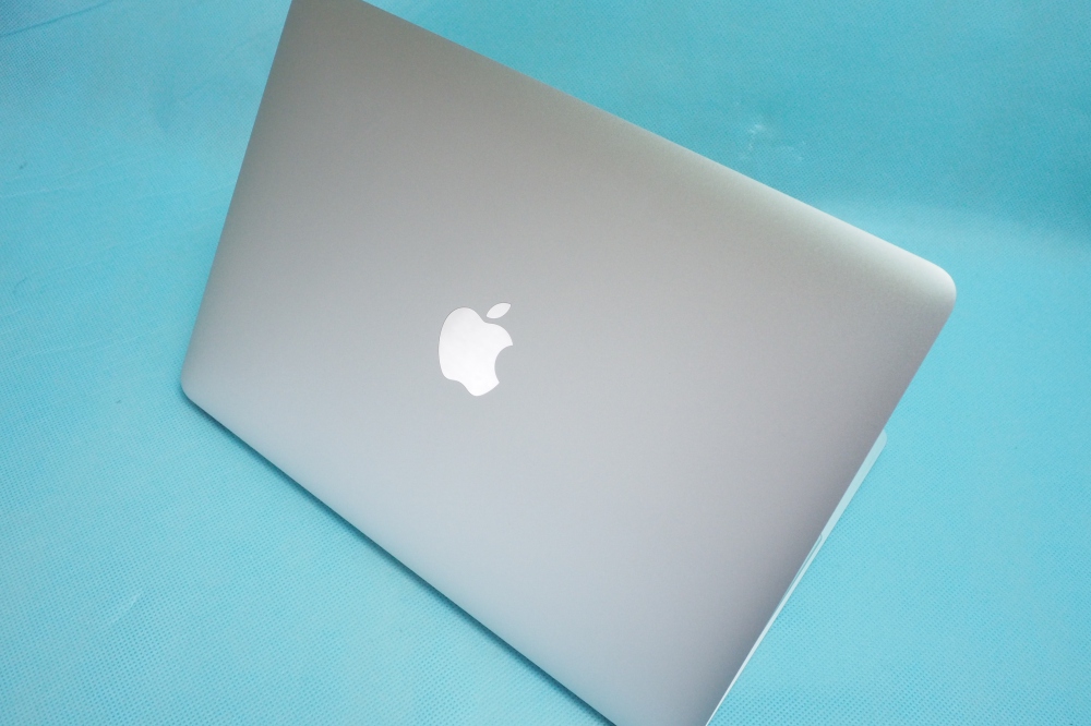 Apple MacBook(12inch/1.1GHz/Intel core M/8GB/SSD 256GB/US keyboard/充放電回数 37回/Early 2015)、その他画像３