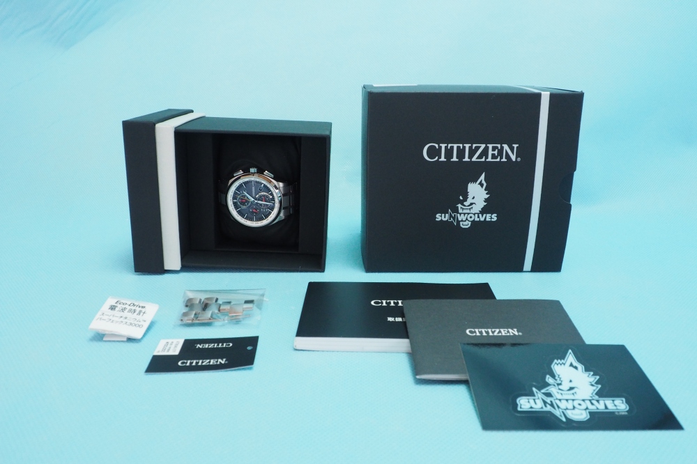 CITIZEN 腕時計 ATTESA アテッサ エコ・ドライブ電波時計 ダイレクトフライト サンウルブズコラボレーションモデル AT8040-57F メンズ、買取のイメージ