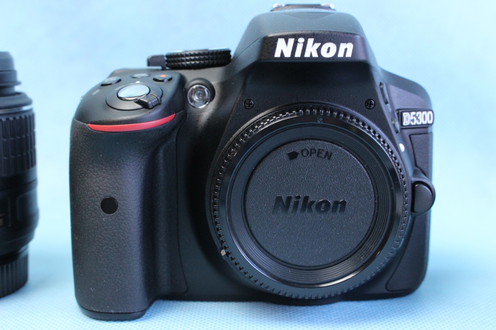 Nikon D5300 ダブルズームレンズキット、その他画像１