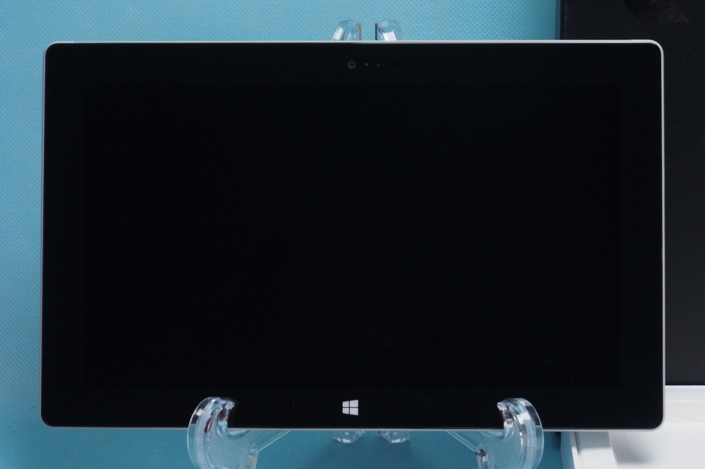Microsoft Surface 2 32GB 単体モデル P3W-00012 (シルバー)、その他画像１