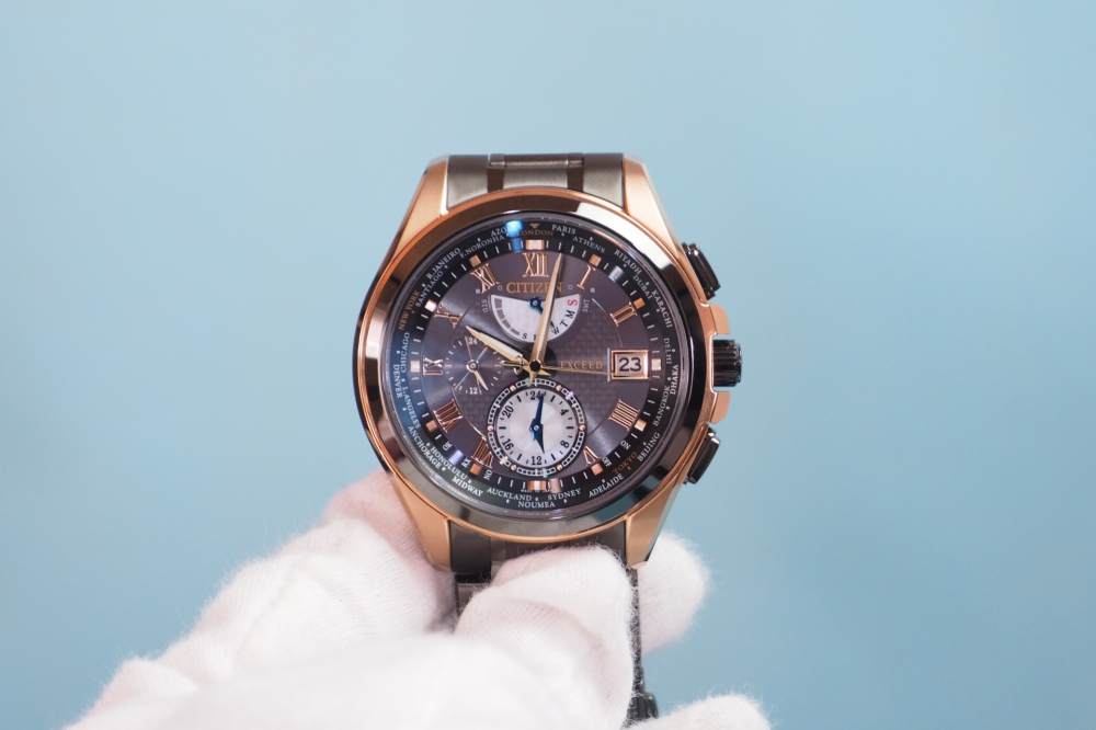 CITIZEN 腕時計 EXCEED LIGHT in BLACK限定モデル エコ・ドライブ電波時計 AT9055-54E メンズ、その他画像１