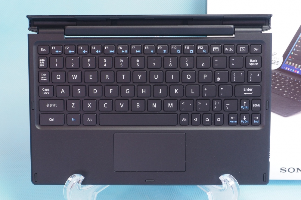 SONY BKB50 Xperia Z4 Tablet用Bluetoothキーボード、その他画像１