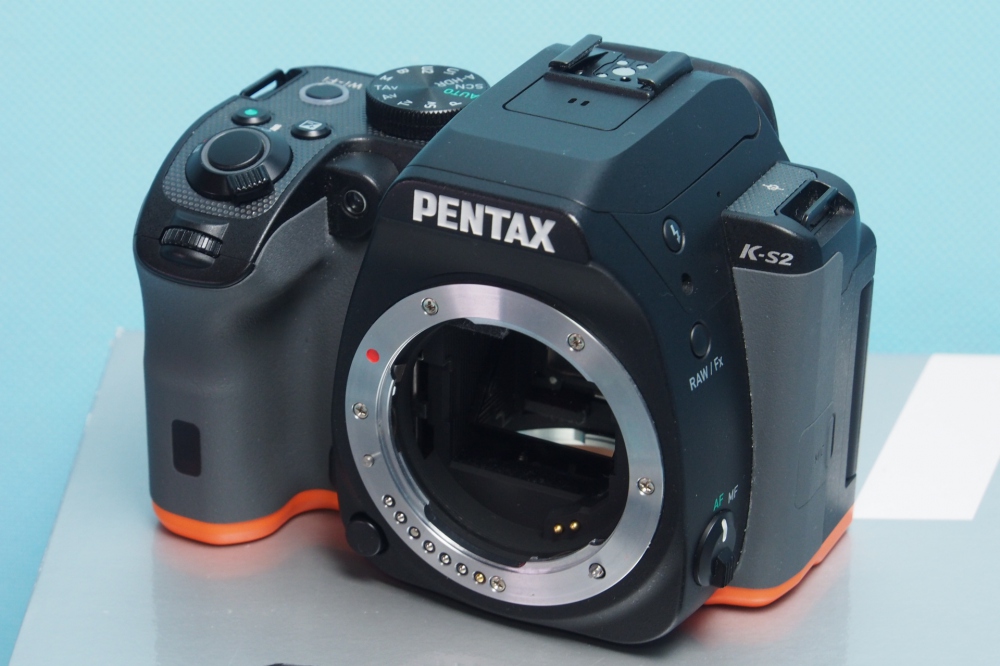 PENTAX K-S2 ダブルズームキット BLACK×ORANGE 13221+ 予備バッテリー D-LI109(A) +  kenko pro1 49mm・ 58mm、その他画像１