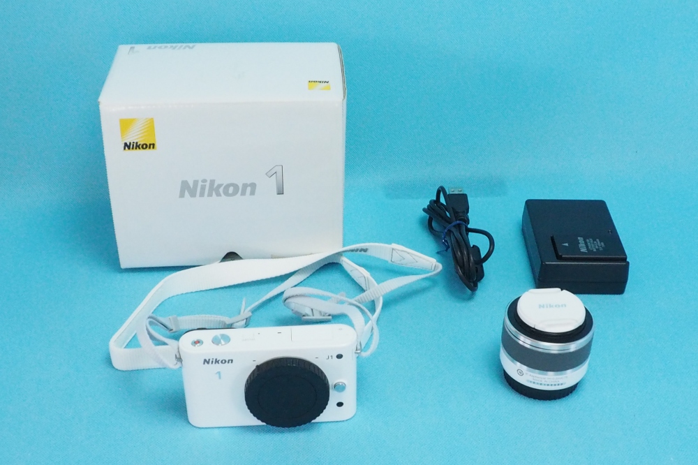 Nikon ミラーレス一眼カメラ Nikon 1 J1 標準ズームレンズキット ホワイト ニコン 、買取のイメージ