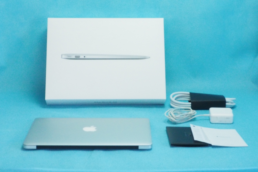 Apple MacBook Air  13インチ 8GB 256GB  1.6GHz Core i5  Early 2015 充電回数41回、買取のイメージ