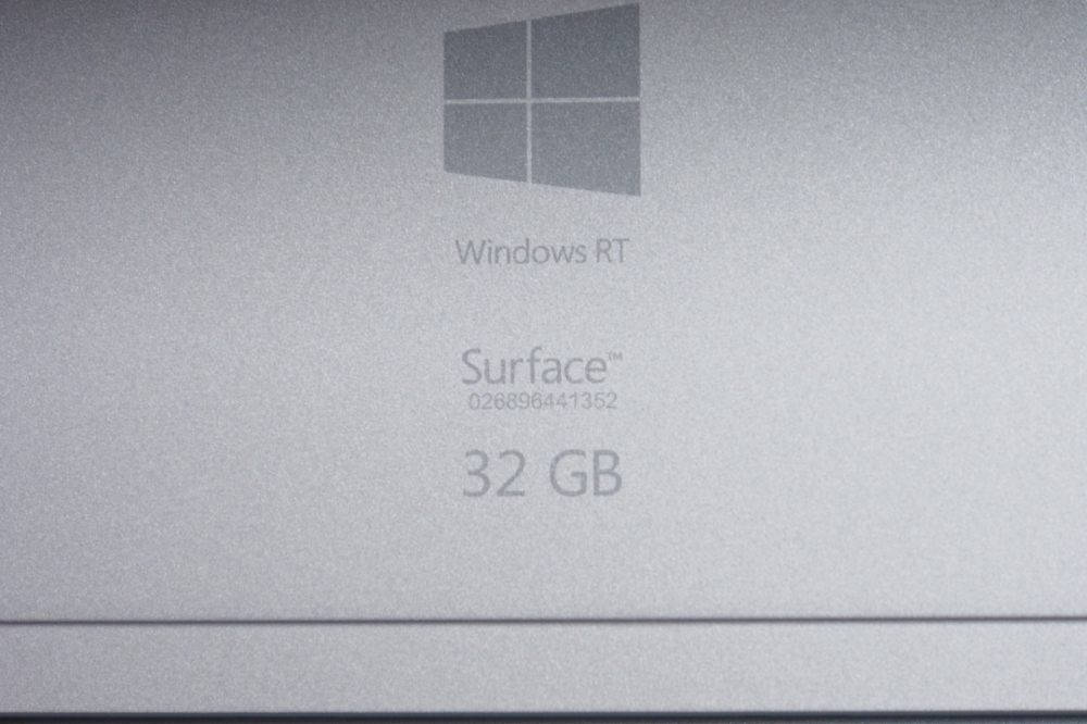 Microsoft Surface 2 32GB 単体モデル P3W-00012 (シルバー)、その他画像３