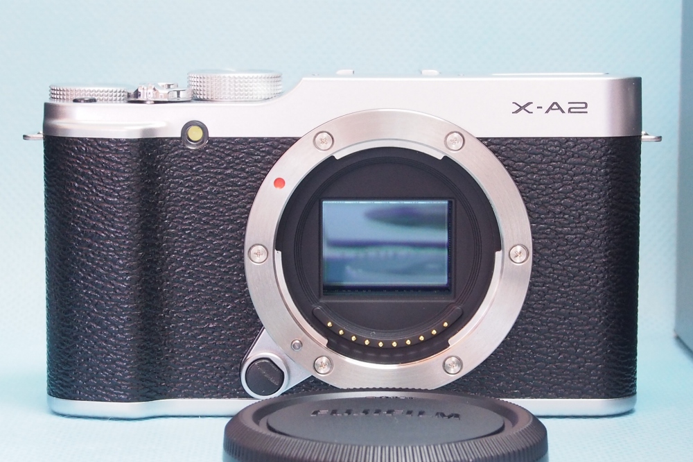 FUJIFILM デジタルカメラミラーレス一眼 X-A2Wズームレンズキット シルバー X-A2S1650II/50230II、その他画像１