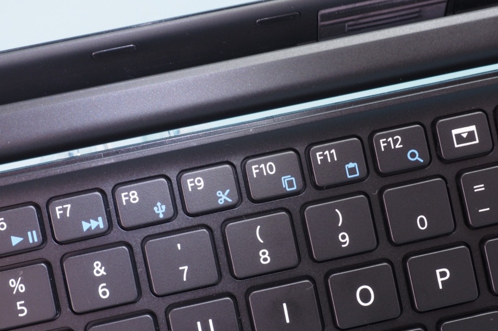 ソニー BKB50 Xperia Z4 Tablet用Bluetoothキーボード、その他画像３