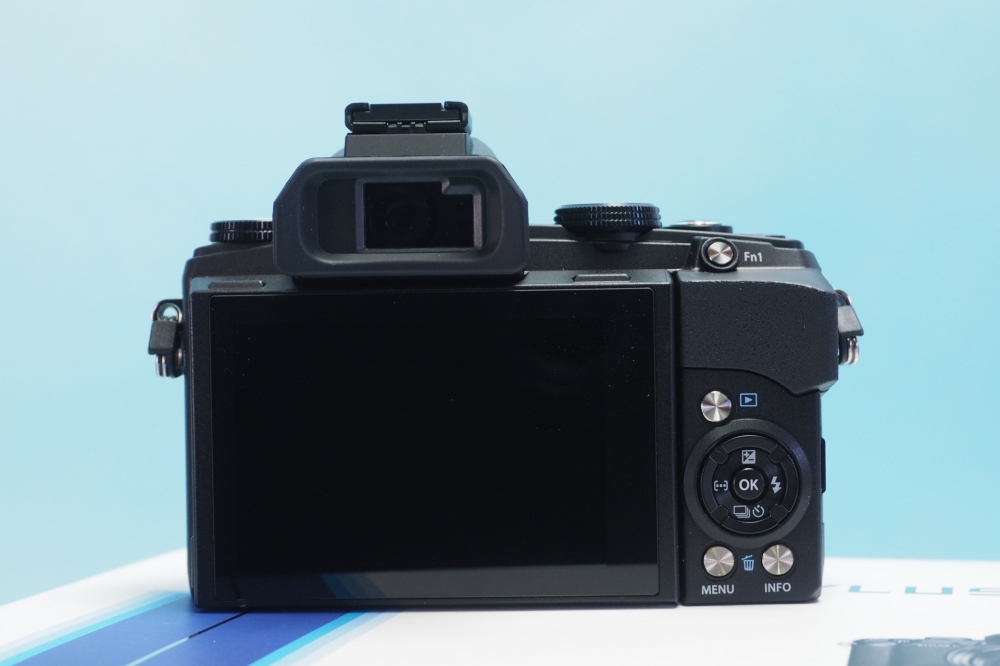 OLYMPUS デジタルカメラ STYLUS-1S 28-300mm 全域F2.8 光学10.7倍ズーム ブラック STYLUS-1S BLK、その他画像２