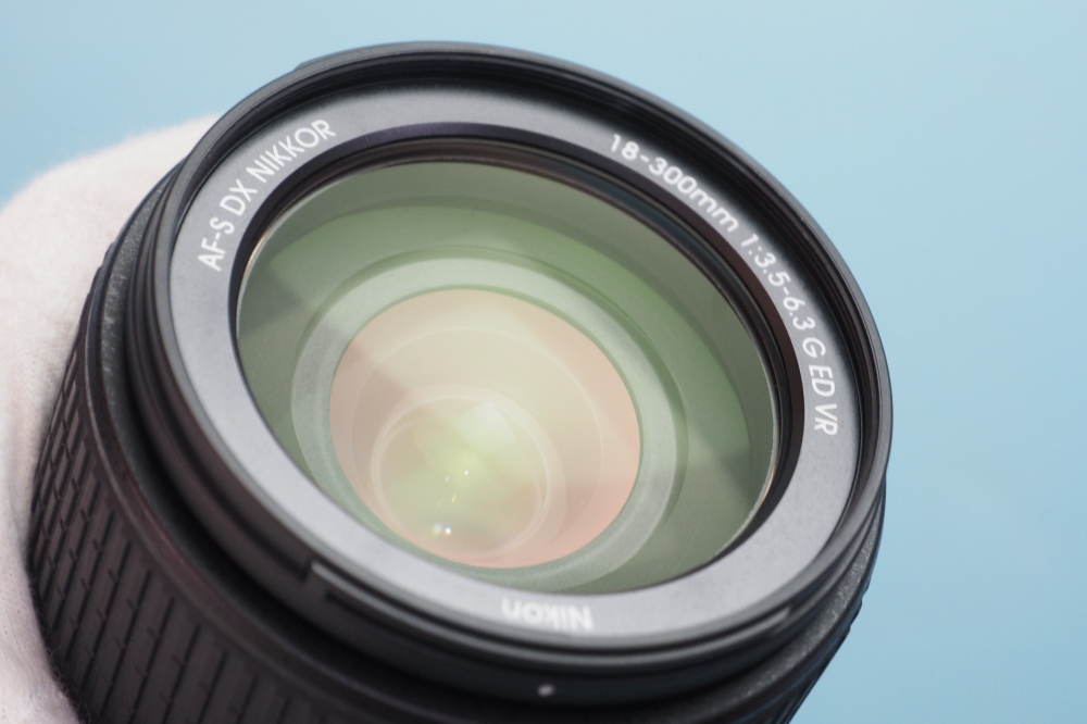 Nikon 高倍率ズームレンズ AF-S DX NIKKOR 18-300mm f/3.5-6.3G ED VR ニコンDXフォーマット専用 + 67mm フィルター + レンズフード、その他画像２
